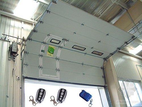 Sectional Garage Door - 0.35mm Galvanized Steel, 40mm/50mm Thickness, Max 12M Length | Remote Control Operation, High Insulation, 50,000+ Life Cycles