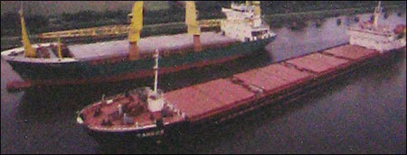 Break Bulk Vessel Handling By RUSHABH SEALINK PVT. LTD.