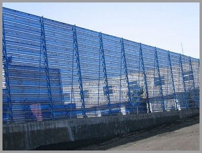 Dust Suppression And Wind Proofing Walls