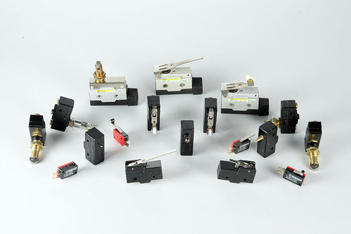 Micro Switches - Z-15G & D4MC Series | Precision Engineering for Machine Tool Automation, Limit Protection & Travel Control