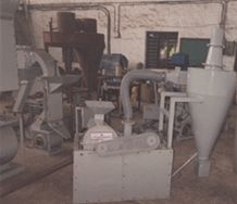 Huller Scarifier Machine