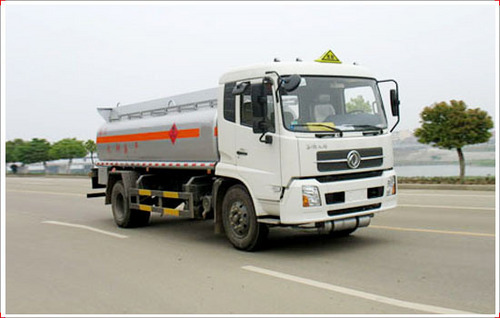 Fuel Tank Truck/ Oil Tanker By Hubei Jiangnan Special Automobile Co., Ltd.