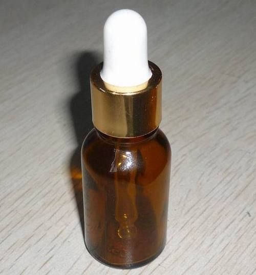 Amber Essential Oil Bottle