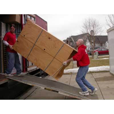 Loading And Unloading Service By SINGHANIA PACKERS & MOVERS