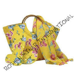 Printed Beach Bag With Wooden Handle