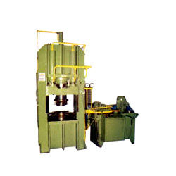 Moulding Press