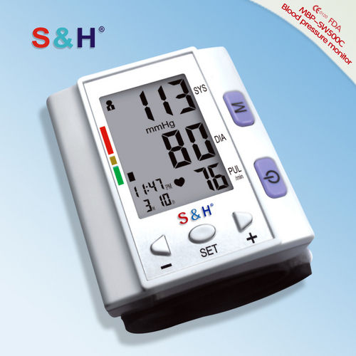 Wrist Type Blood Pressure Monitor Cas No: 9000-30-0