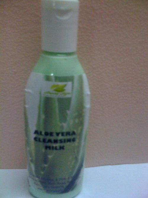 Aloe Vera Cleansing Milk 