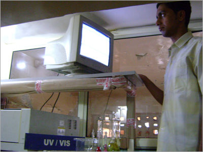  UV-VIS स्पेक्ट्रोफोटोमीटर
