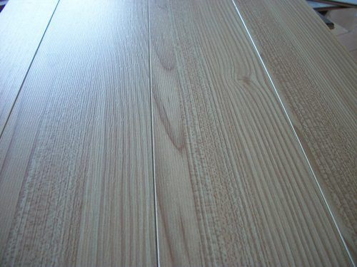 Feather Grain Flooring