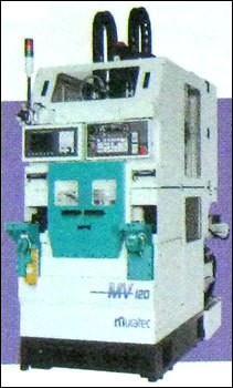 Self Loading Chucker