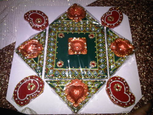 Wooden Rangoli In Square Form