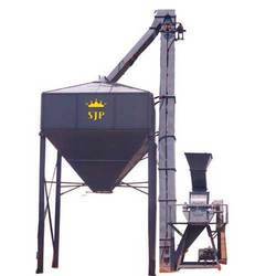 Bucket Elevator - High Quality with Integrated Hopper and Hammer Mill | Smooth Operations, Easy Installation, Low Maintenance