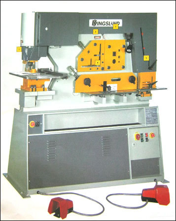 Hydraulic Steelworker Machine