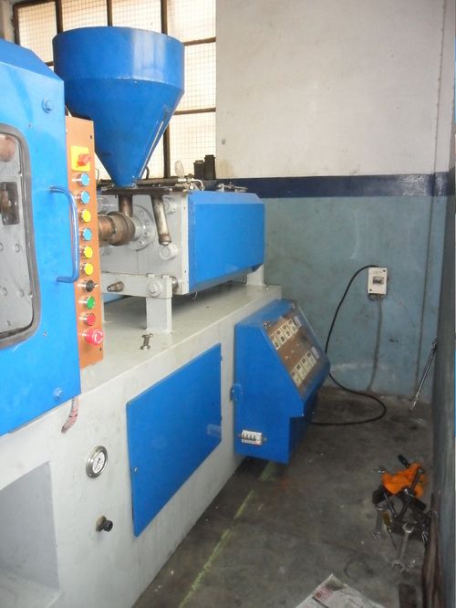 Industrial Injection Moulding Machine