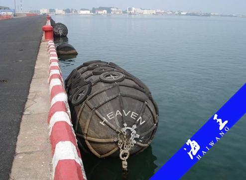 Marine Rubber Fenders - High-Strength Rubber & Nylon Cord, Superior Energy Absorption & Impact Resistance