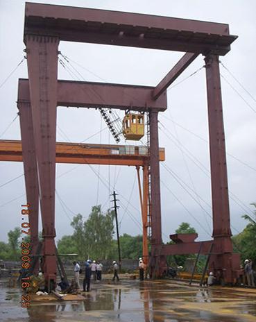 30T/15T Gantry Cranes