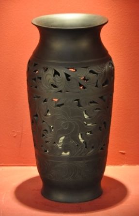 Black Pottery