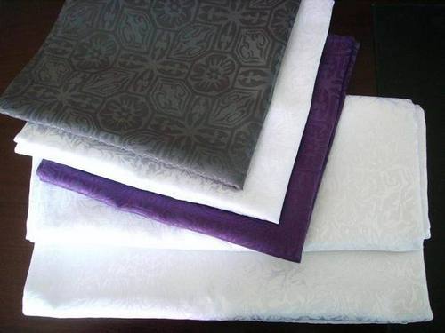 Linen-Table Cloth And Napkins