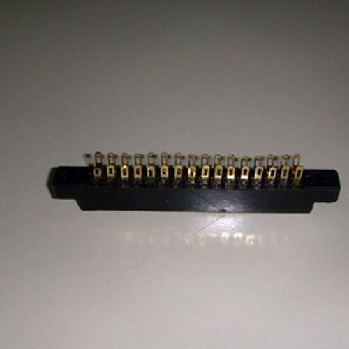 Printed Circuit Board Connector (32 Pin Solder Eyelet)