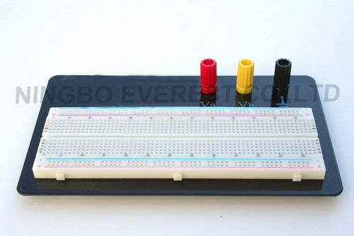  ब्लैक एल्युमिनियम के साथ 830 टाई पॉइंट्स प्रोटोटाइप सोल्डरलेस ब्रेडबोर्ड 