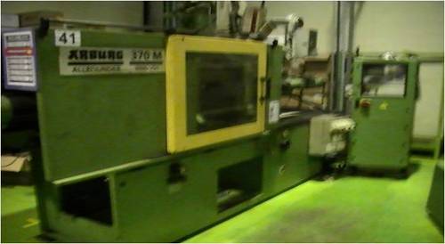 Used Plastic Injection Moulding Machines