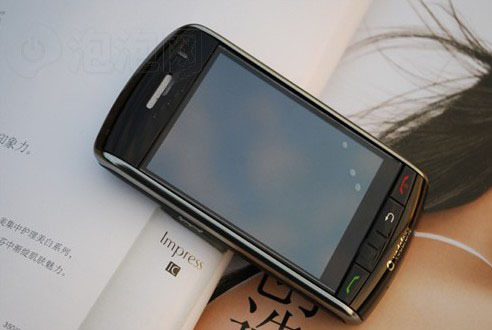 9500 Original Refurbished Mobile Phone