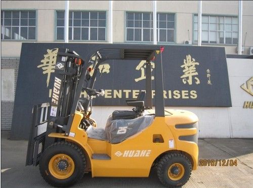 Huahe 5.0T Diesel Forklift (HH25Z-N6-D) With CHAOYANG6102