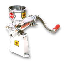 ALUMINIUM FRUIT JUICER