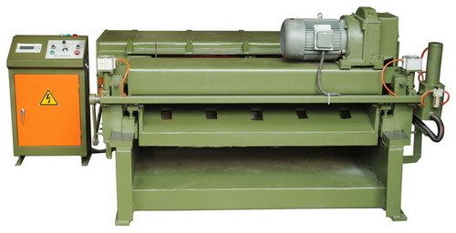 NC. Spindleless Veneer Lathe