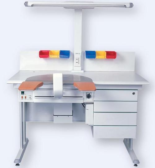 Laboratory Bench - Fluorescent Worklight, Dust Extraction Unit with Overheat Protection & Knee-Controlled Suction