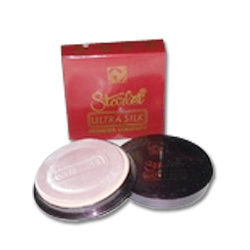 Ultra Silk Powder Compact