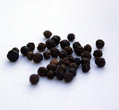 Black Peppercorn - Supreme Quality Whole Grains | Essential Culinary Spice, Crushed for Enhanced Flavor