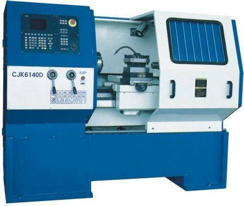 CNC Lathe Machine - 250Mm Swing Over Bed, 450Mm Max Distance Between Centers | 1000W Power, High Precision with 0.01Mm Repeatability