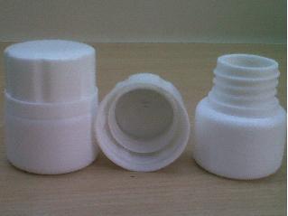 Lomac Plastic Bottle With Cap And Induction Sealing Wads