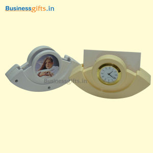 Swing Table Clock With Visiting Card Holder