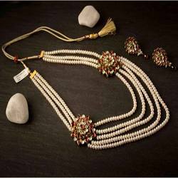 Kundan And Pearl Necklace