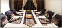 Aura Table Linen