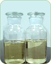 Aniseed Oil - Colourless Liquid with Sweet Fruity Odour | 93% Purity, Sparingly Soluble in Water, Suitable for Aromatherapy