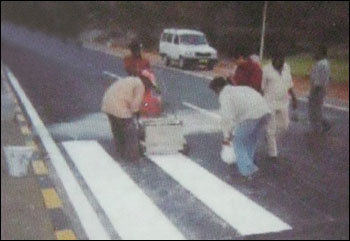 Zebra Crossing Applicator