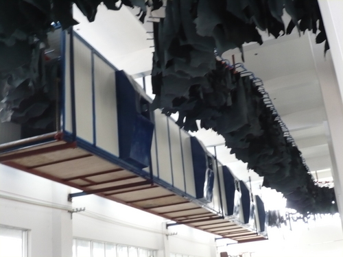 लेदर हैंग और ड्रायर