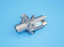 Tipping Valves