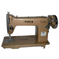 Sewing Machine (Tl-82)