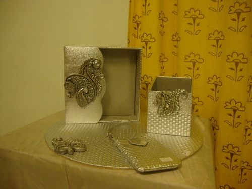 Napkin Box and Cutlery Stand and Round Mat