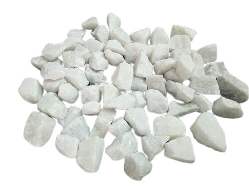 White Round Pebbles And Crushed Tumble Marble Chips And Aggregate Chips - Artificial Stone Type: Solid Surface