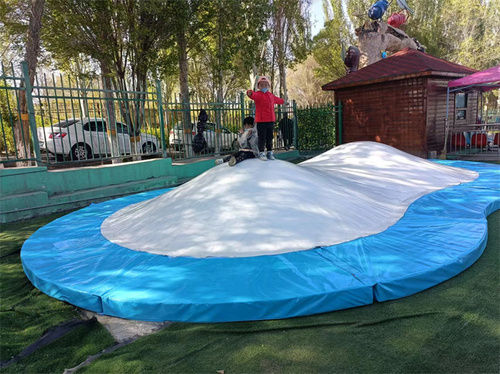 Strong Inflatable Jumping Cloud Suitable For: Children