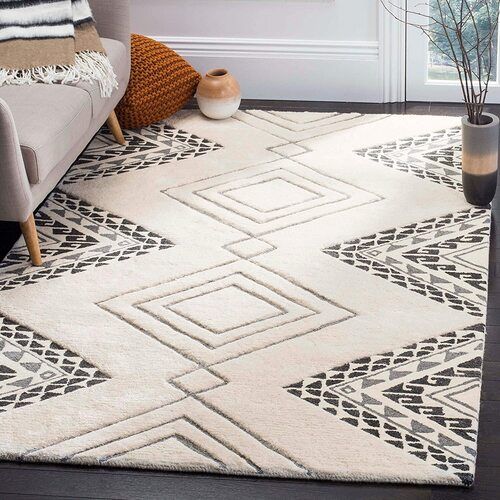 Hand Tufted Carpet With 2 Inch Pile Height Non-Slip