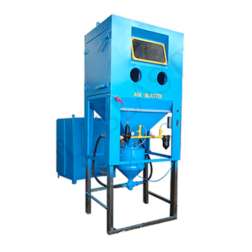 Cabinet Type Pressure Blasting Machine - Accuracy: 99 %