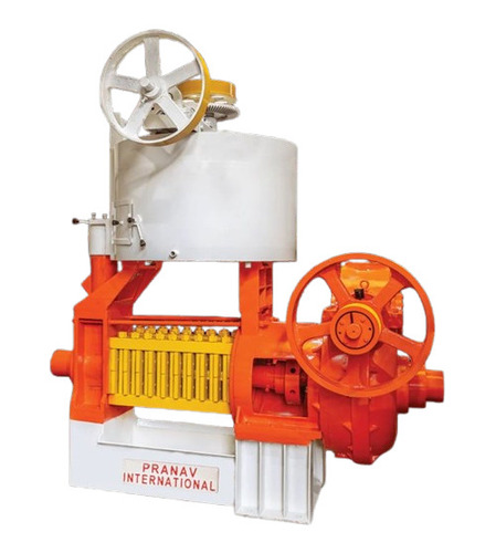 Soyabean Oil Expeller Machine Daayal 53 - Application: .