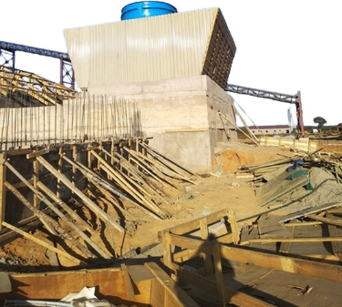 Timber Cooling Tower - 9ft x 16ft x 8ft, 5hp Motor, 100 TR Refrigerating Capacity, 75 cmh Water Flow Rate, 1 Year Warranty